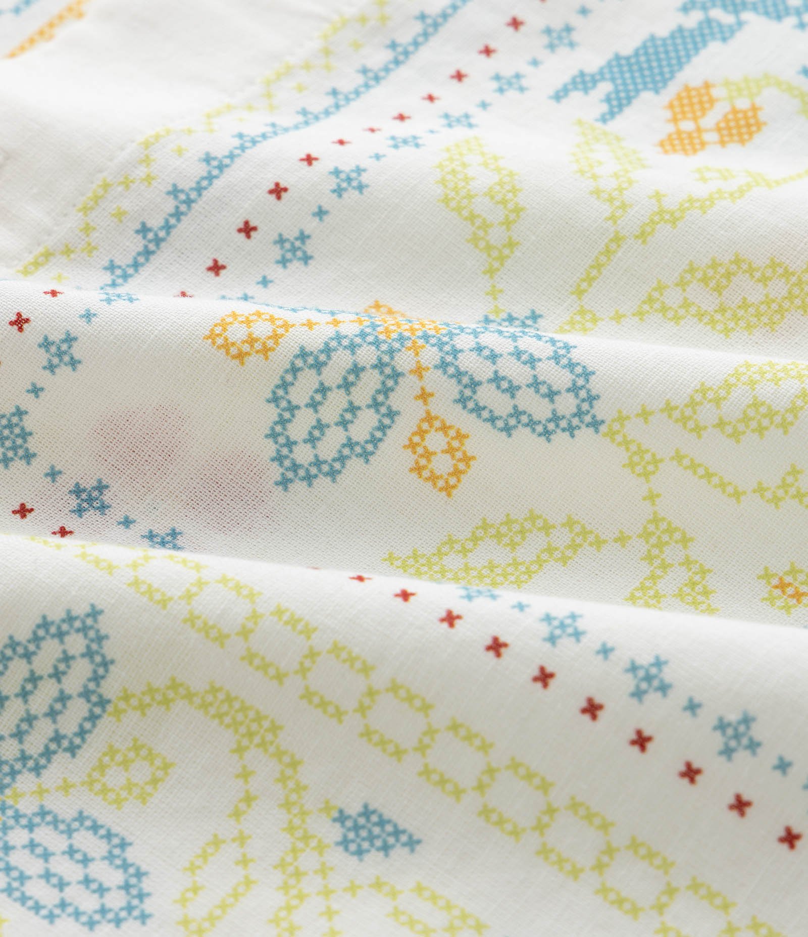 Camisa Comfort em Linho com Estampa Floral Bordada Branco 4