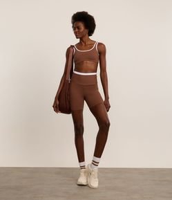 Bermuda Esportiva em Microfibra Canelada com Cós Contrastante