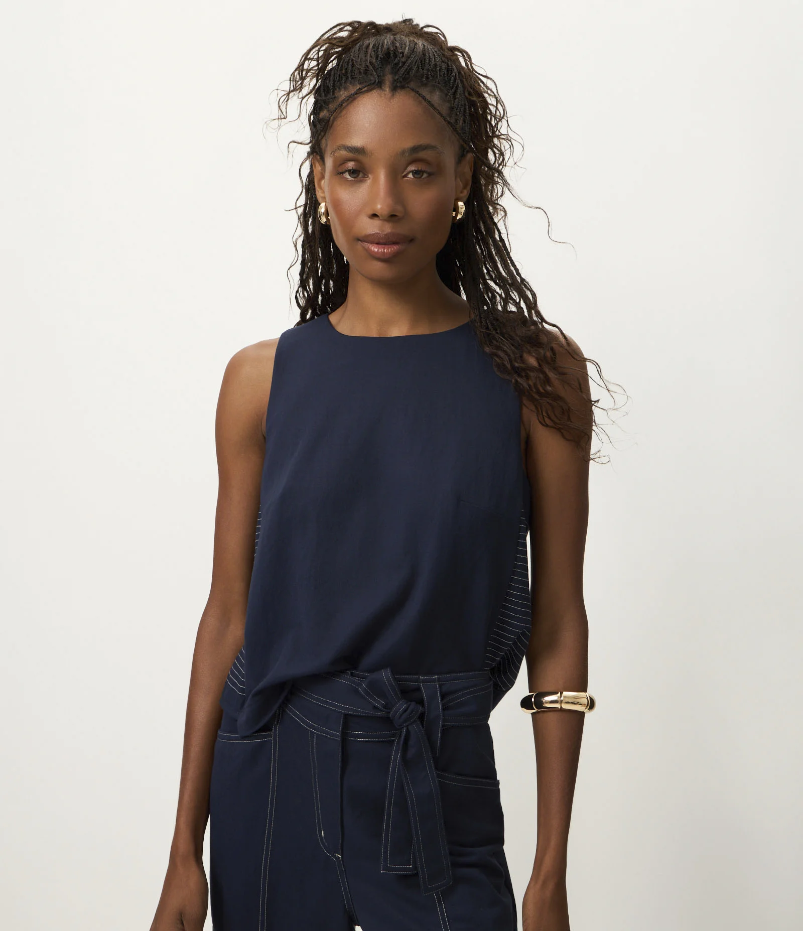 Blusa sem Manga com Detalhe Listrado na Lateral Azul 1