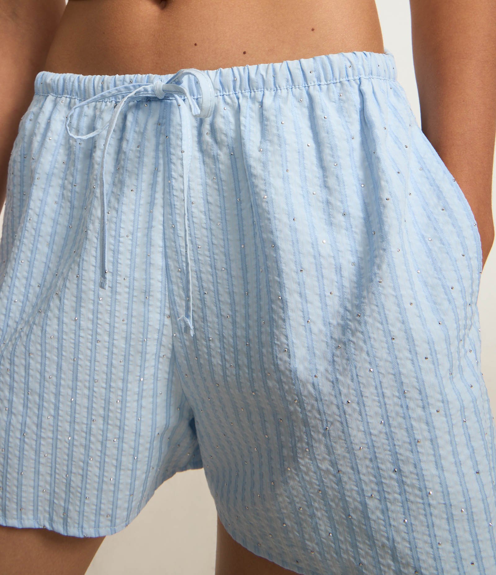 Short Runner em Tricoline com Listras e Strass Azul 4