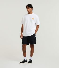 Bermuda Cargo Lisa em Tecido Tecnológico