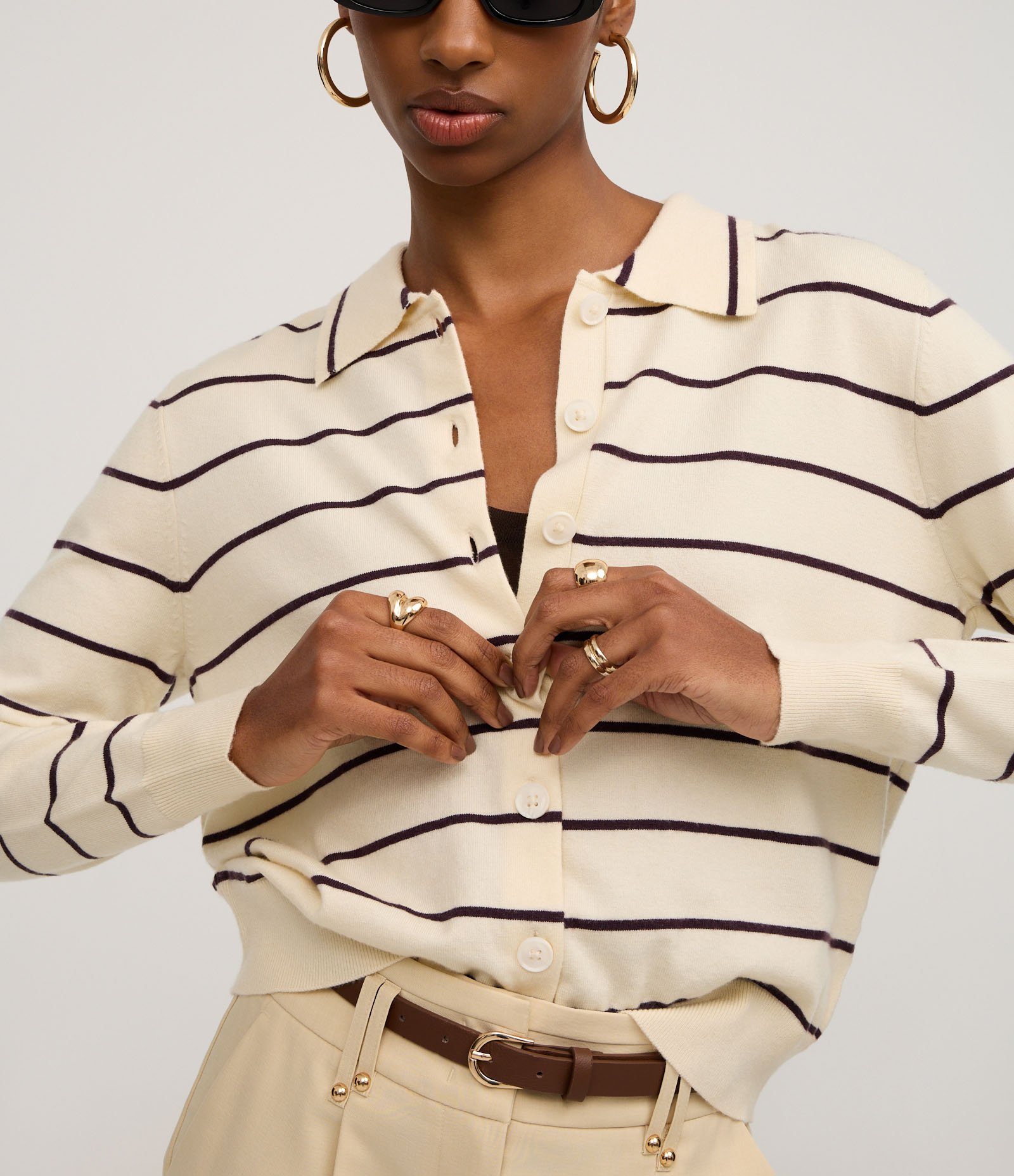 Cardigan Curto em Tricô Listrado com Gola Polo e Botões Off White 4