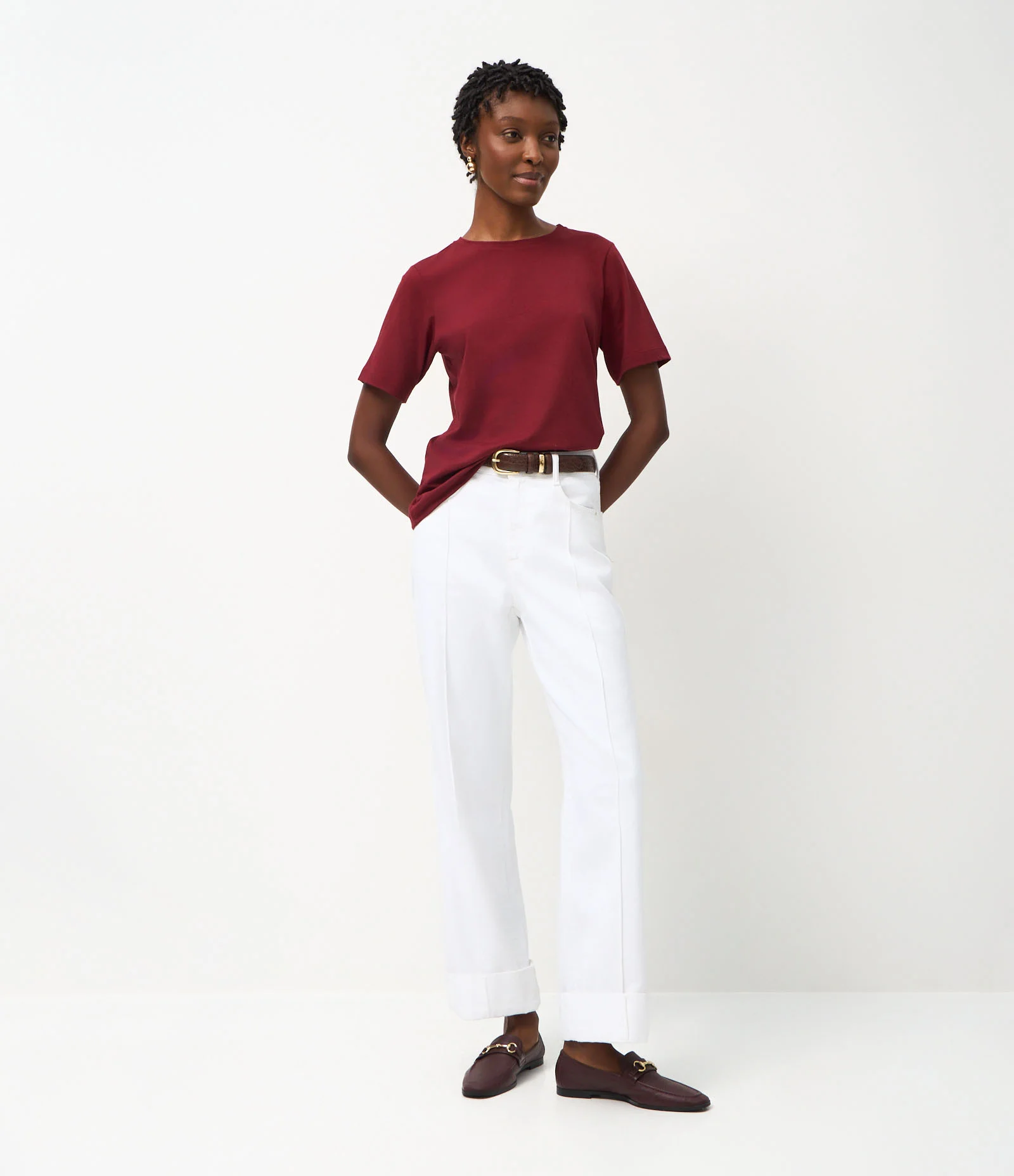 Camiseta Básica em Cotton com Gola Redonda Bordô 2