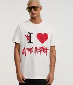 Camiseta Regular em Algodão com Estampa de Coração e Escrita Estilo Grafite