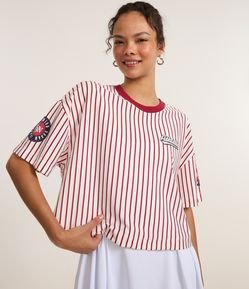 Camiseta Boxy com Estampa Listrada