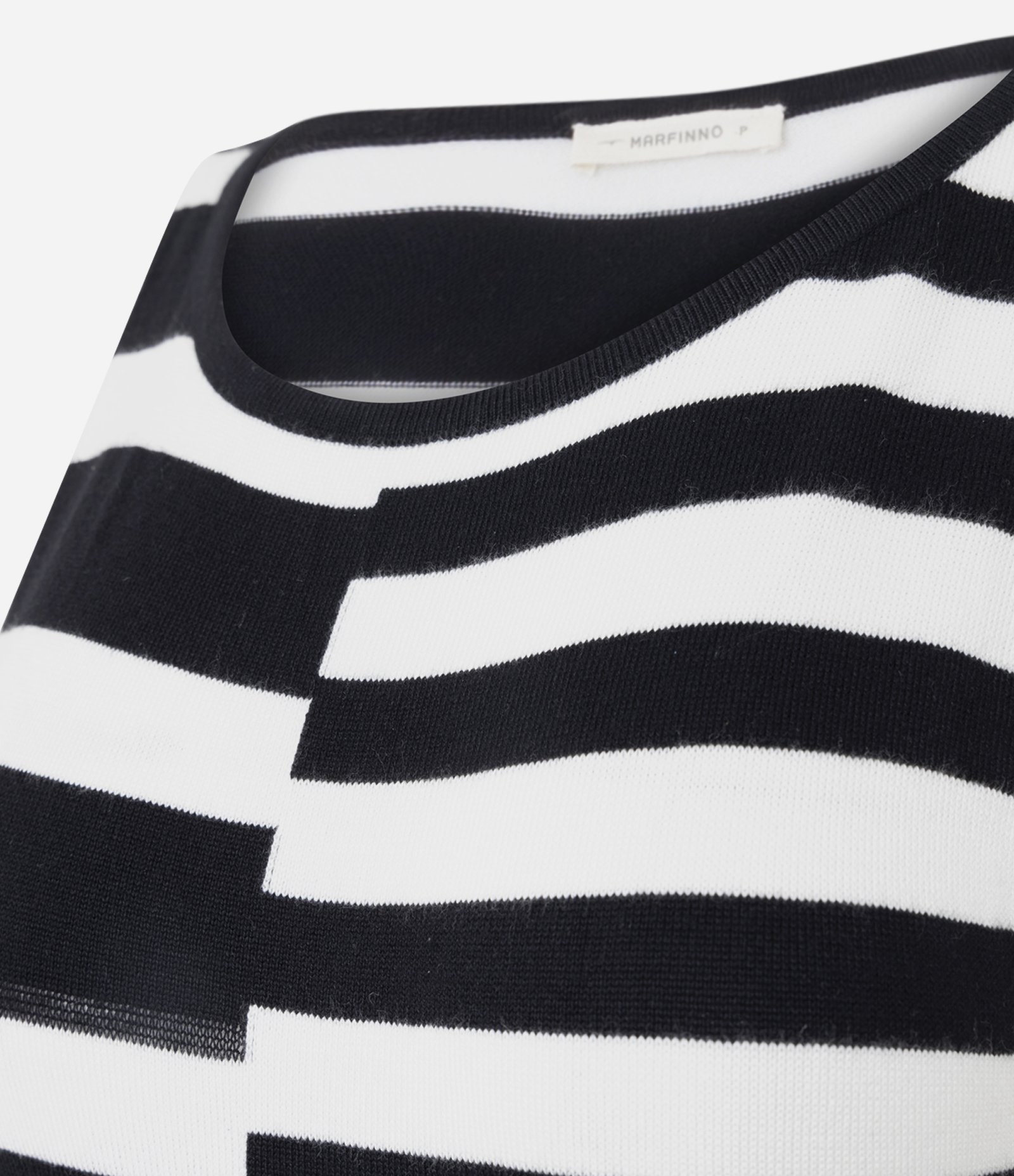 Vestido New Midi em Tricô com Estampa de Listras Branco/Preto 3