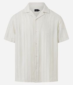 Camisa Comfort Texturizado com Listras