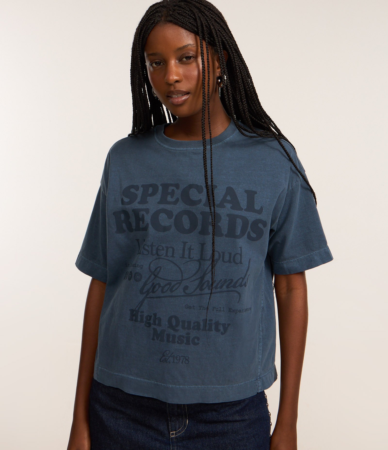 Camiseta Over em Cotton com Estampa Lettering Special Records Azul 3
