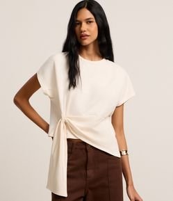 Blusa Comfort com Amarração Lateral