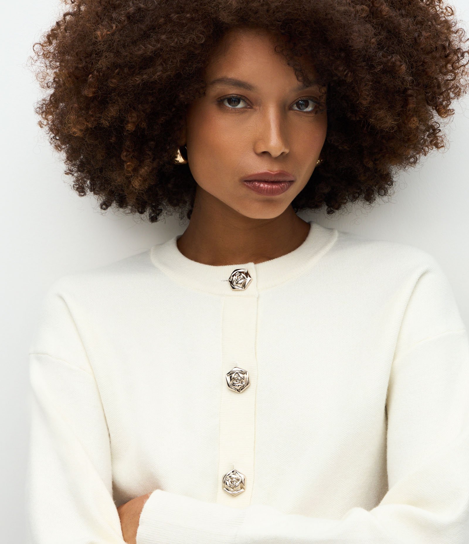 Cardigan em Efeito Tricô com Botões Florais Off White 4