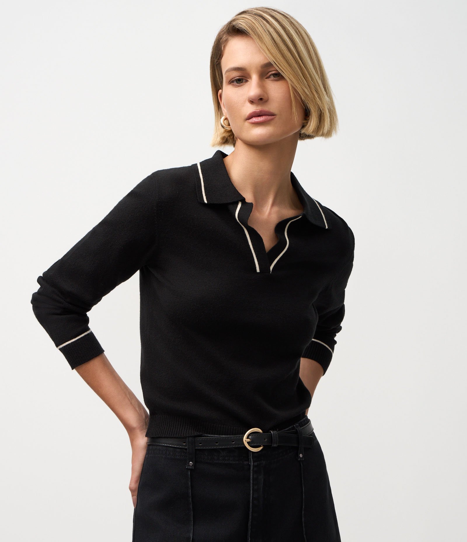 Blusa Polo em Tricô com Manga Longa e Viés Contrastantes Preto 1