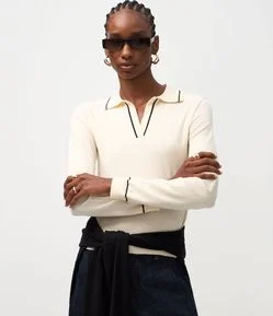 Blusa Polo em Tricô com Manga Longa e Viés Contrastantes