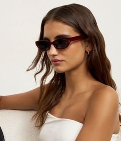 Óculos de Sol Gateado com Lente Redondo Ovalado