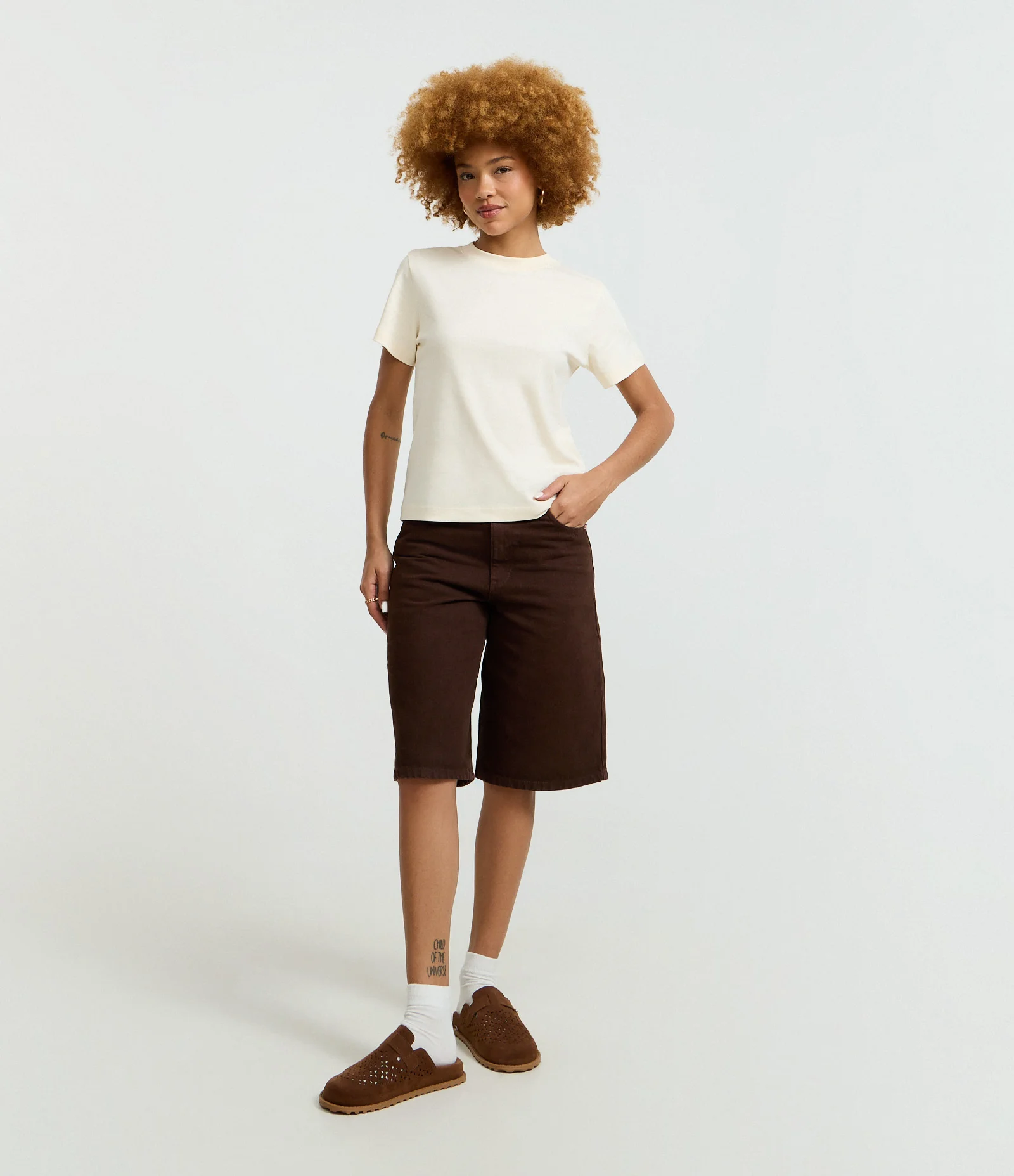 Blusa Básica em Algodão Interlock com Gola Redonda Bege 2