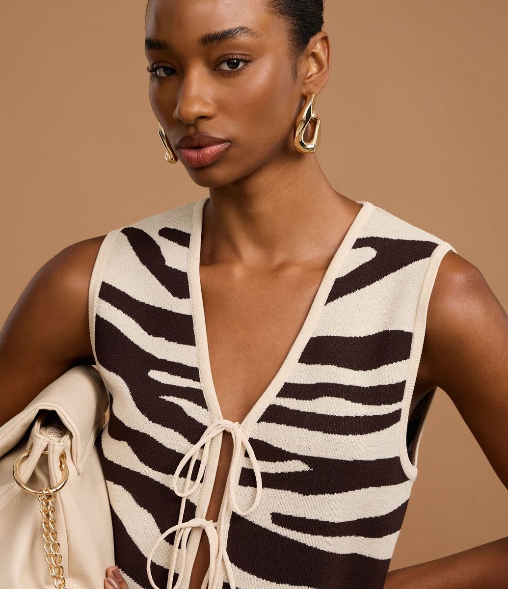 Blusa em Tricô com Amarração e Estampa Zebra Multicores