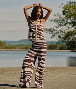 Calça Reta em Tricô com Estampa Zebra