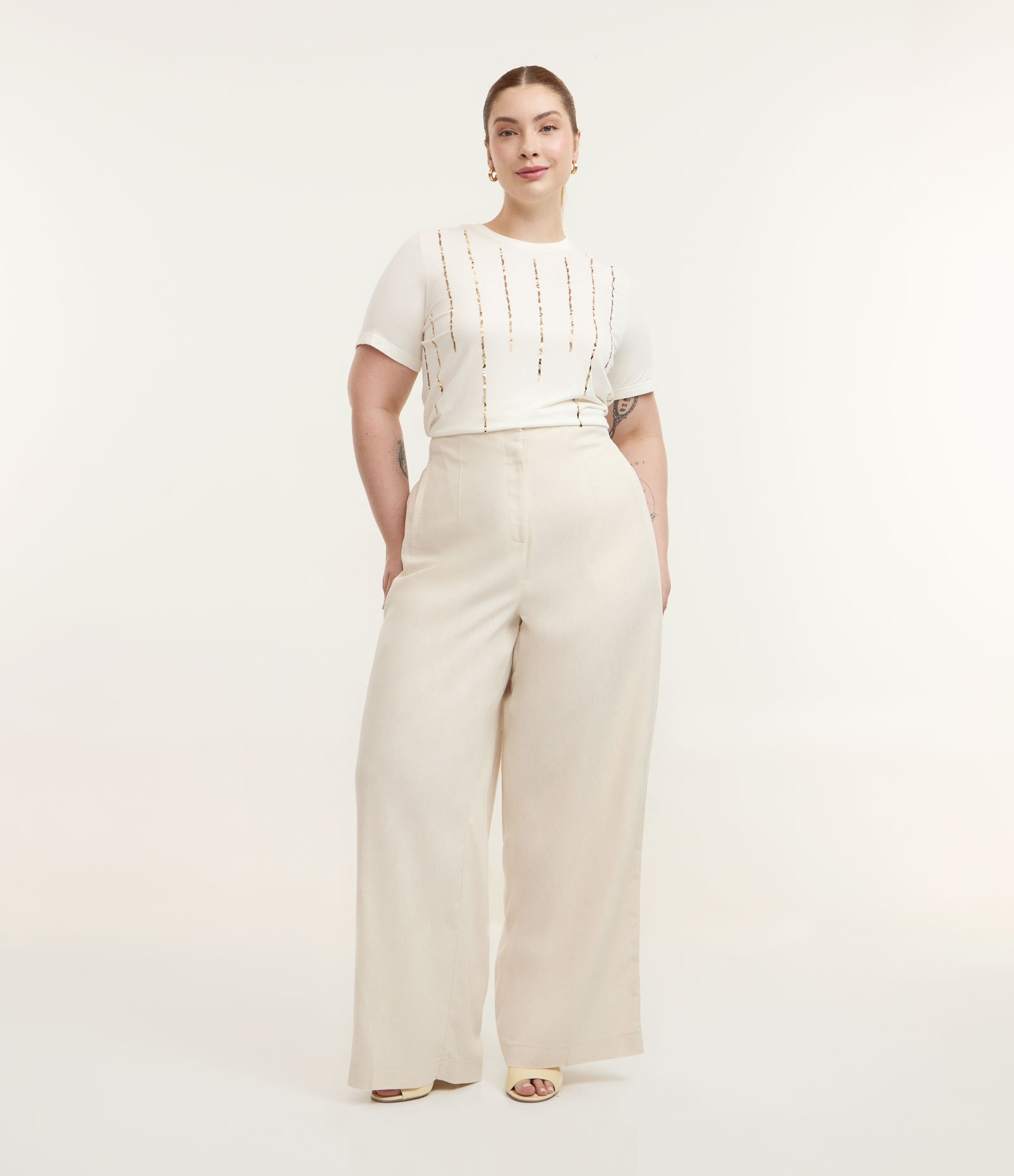 Calça Wide Leg Alfaiataria em Viscolinho Curve & Plus Size Off White 1