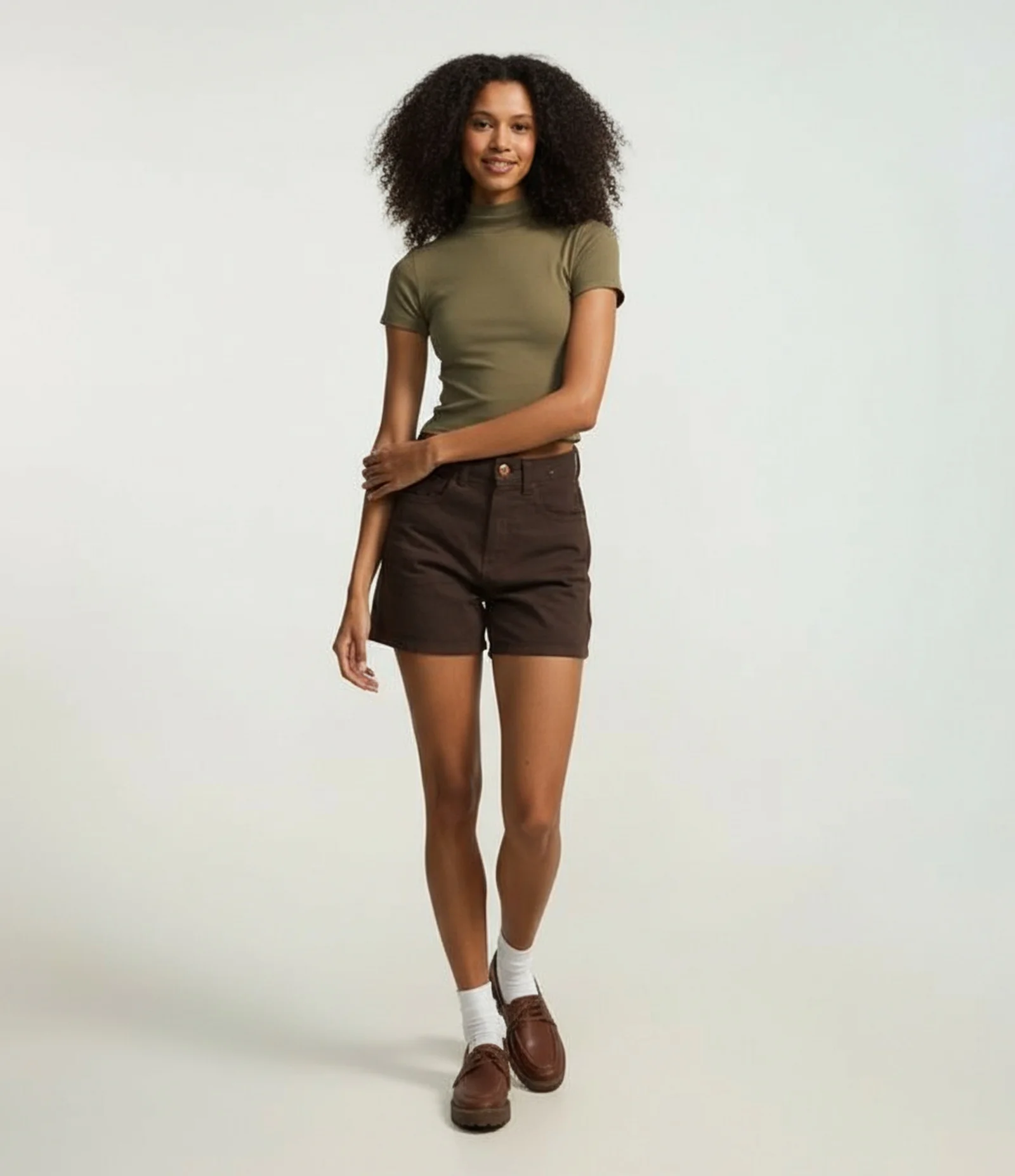 Blusa Básica Texturizada em Viscose com Golinha Alta Verde 1