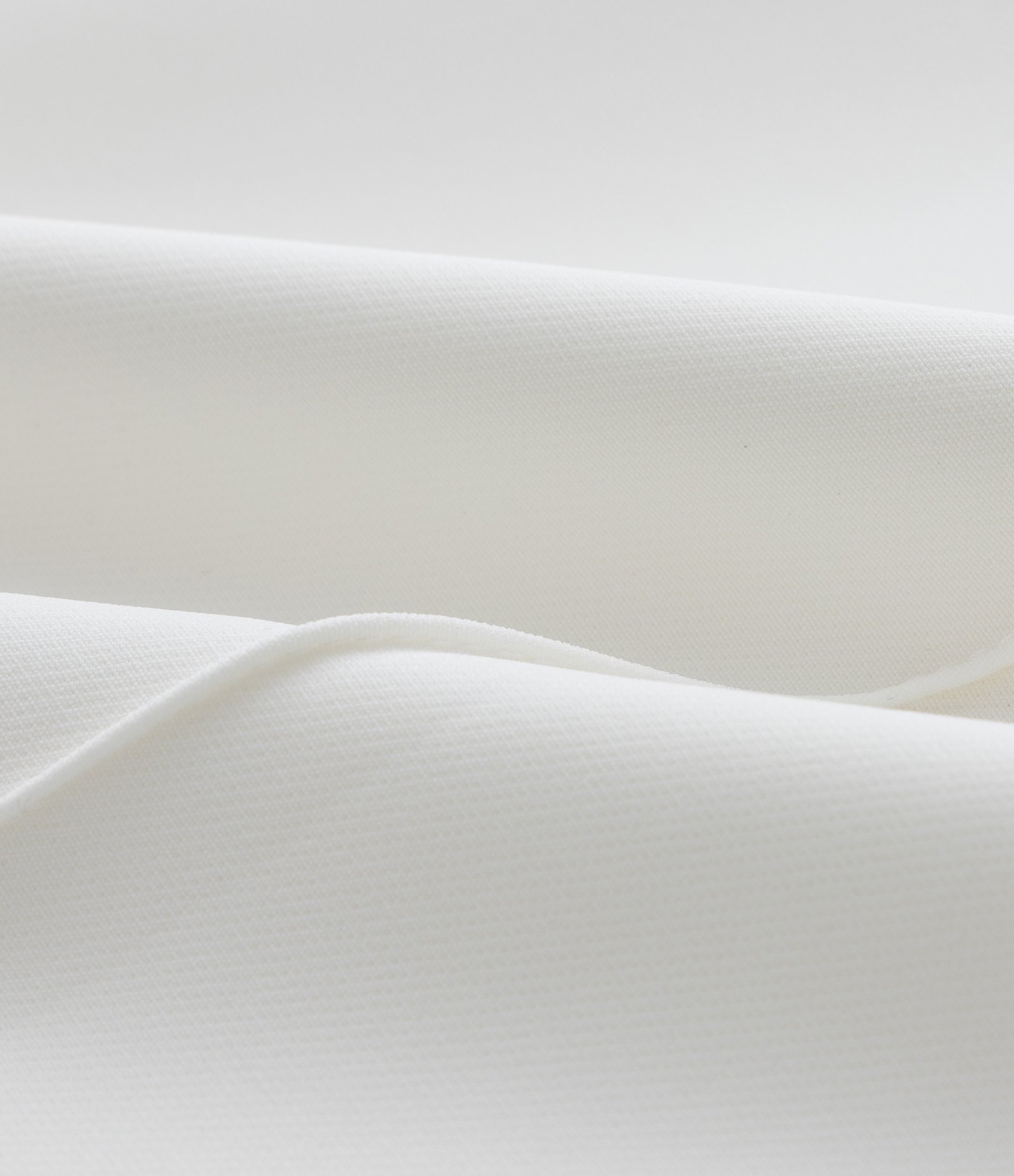 Calça Flare Alfaiataria Curve & Plus Size Branco 3