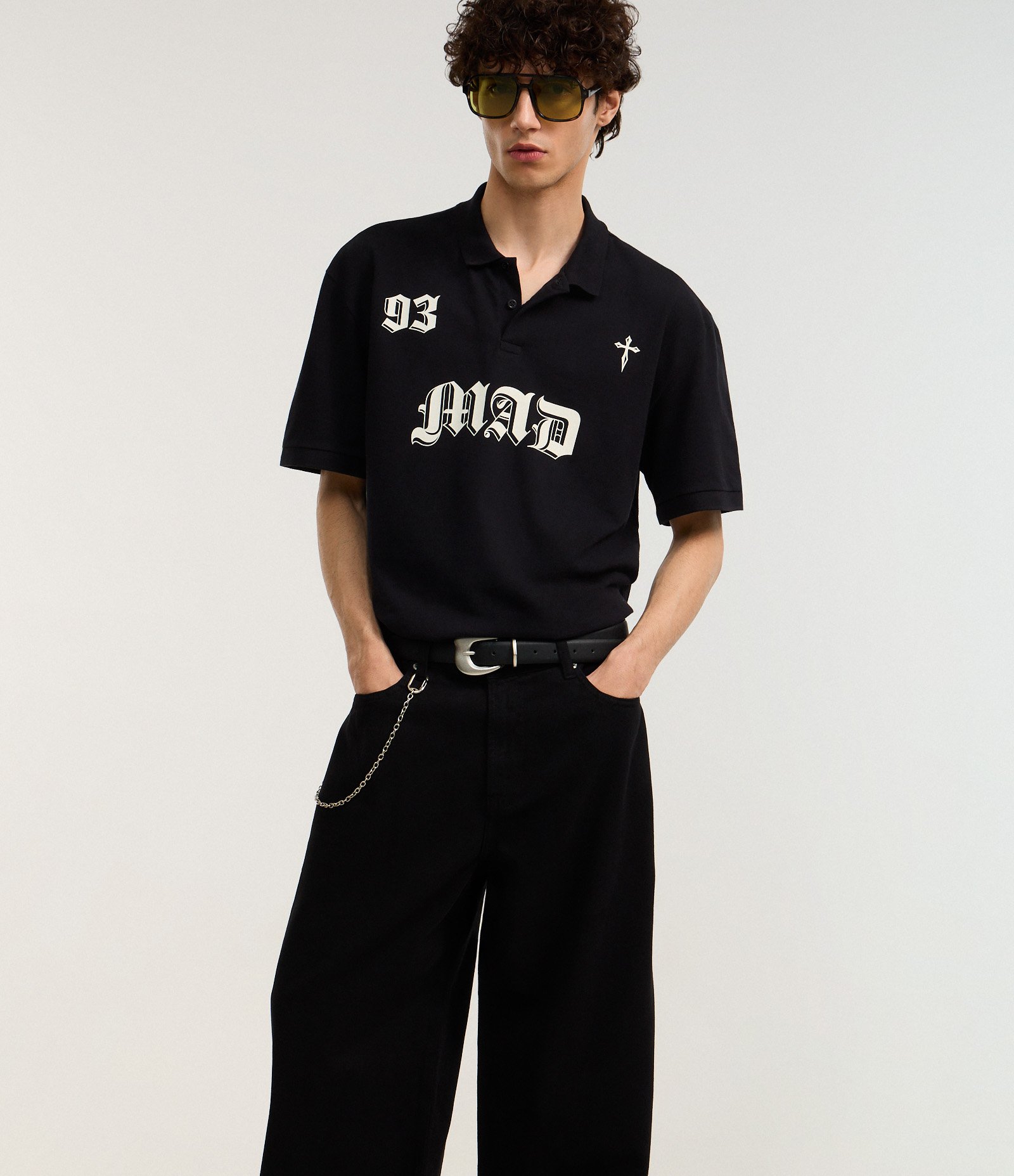 Calça Super Baggy em Sarja com Corrente no Passante Preto 6