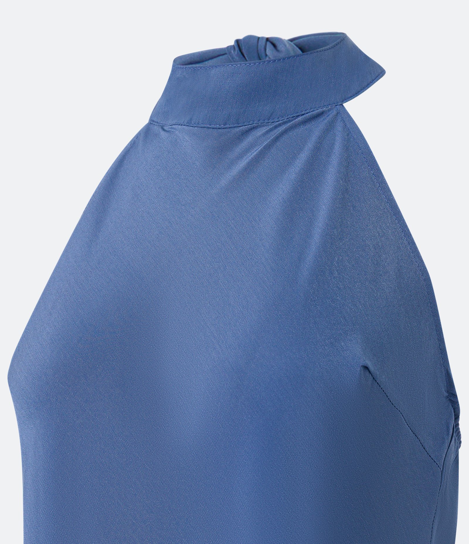 Vestido Longo Frente Única em Cetim com Amarração Azul Claro 3