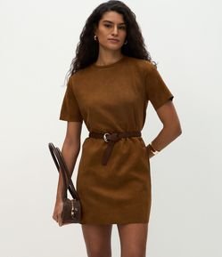 Vestido Curto Reto em Suede com Gola Redonda