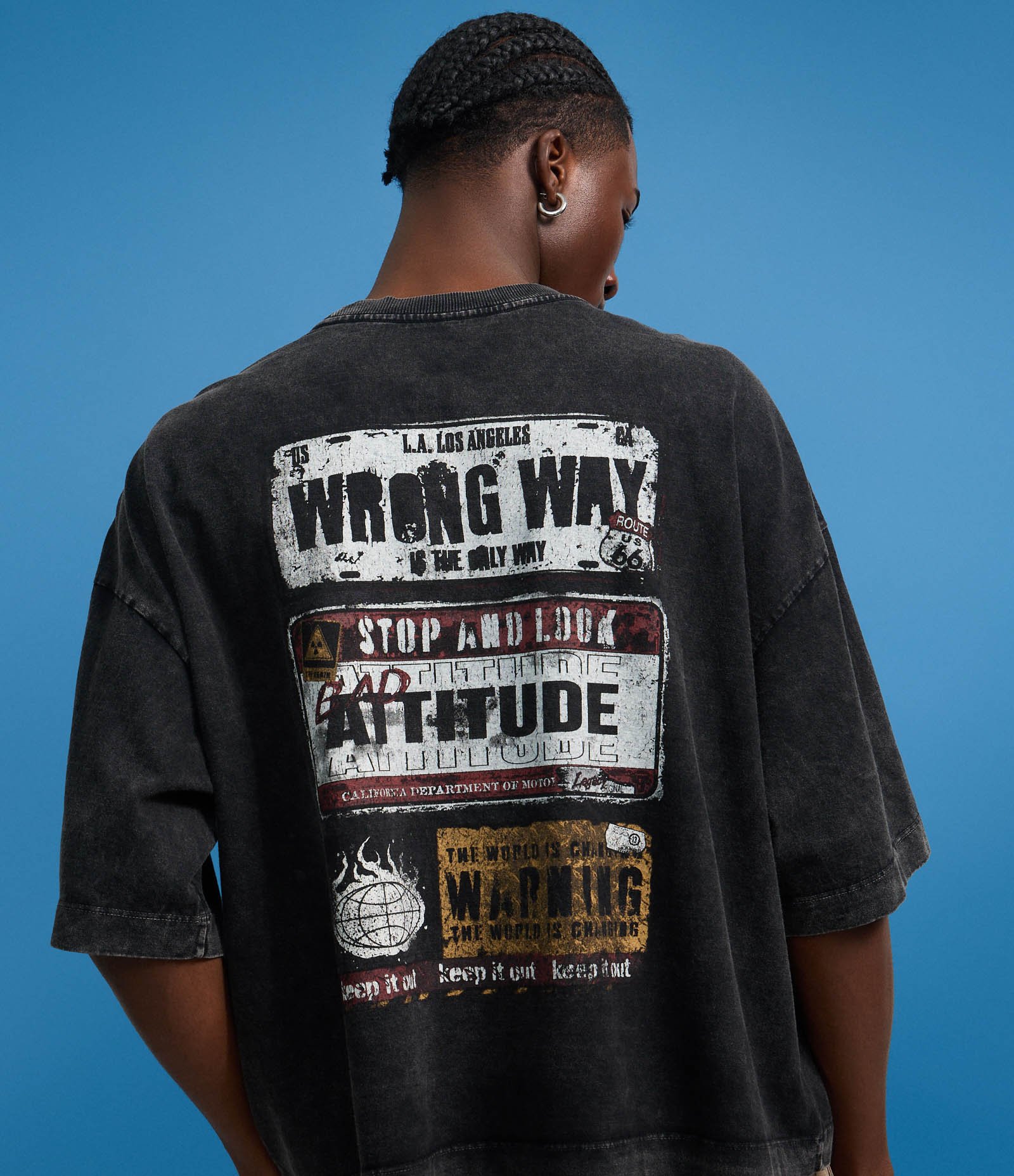 Camiseta Oversized em Algodão com Estampa de Placas Marmorizada Cinza 1