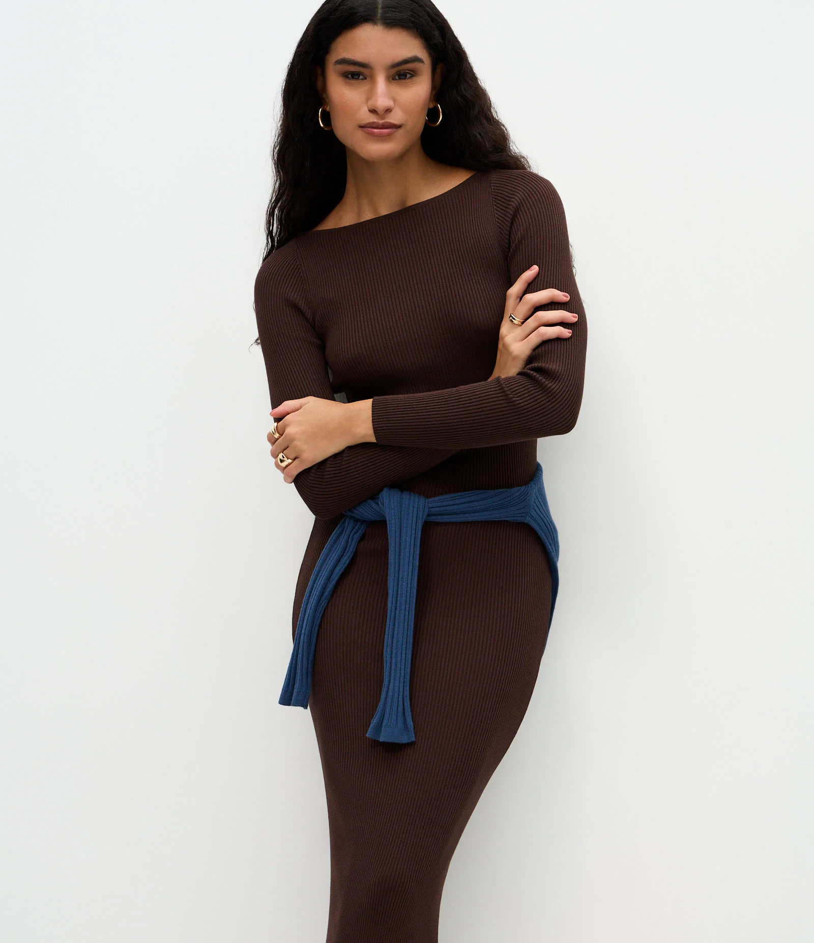 Vestido Midi Justo em Tricô com Gola Canoa Marrom Escuro 2