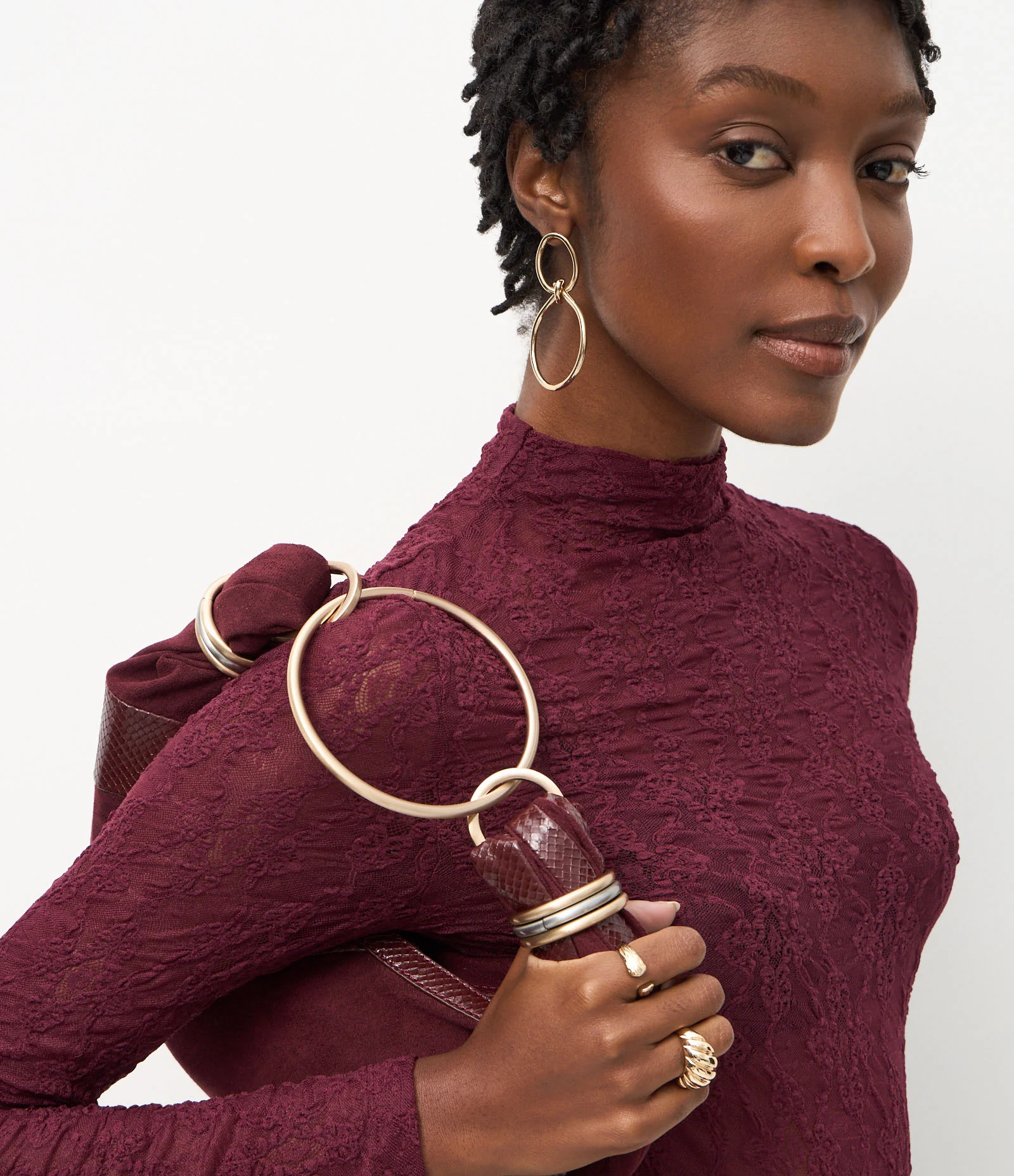 Blusa Manga Longa em Renda com Gola Alta Vermelho 3