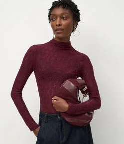 Blusa Manga Longa em Renda com Gola Alta