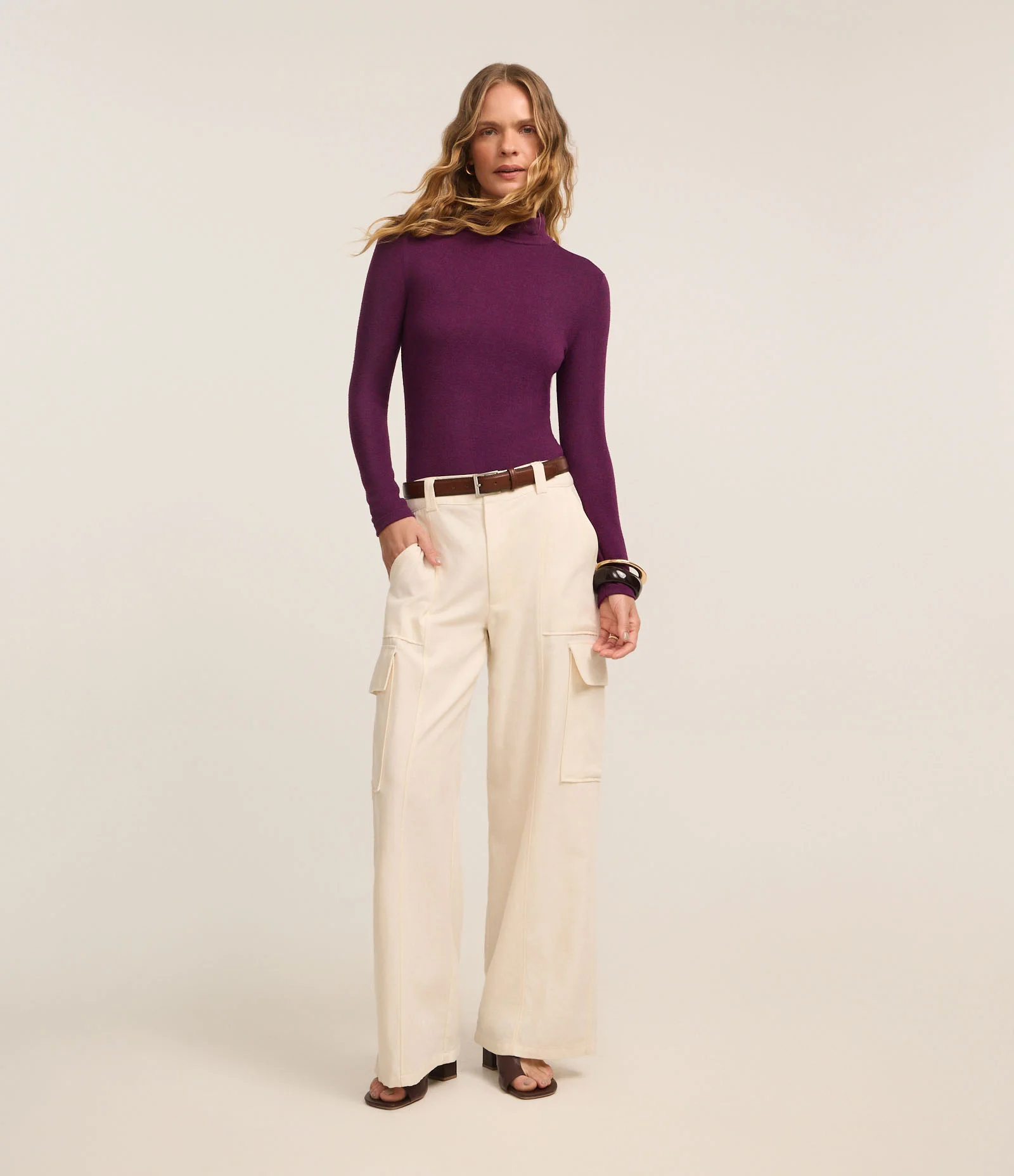 Blusa Texturizada com Gola Alta e Manga longa Roxo 2