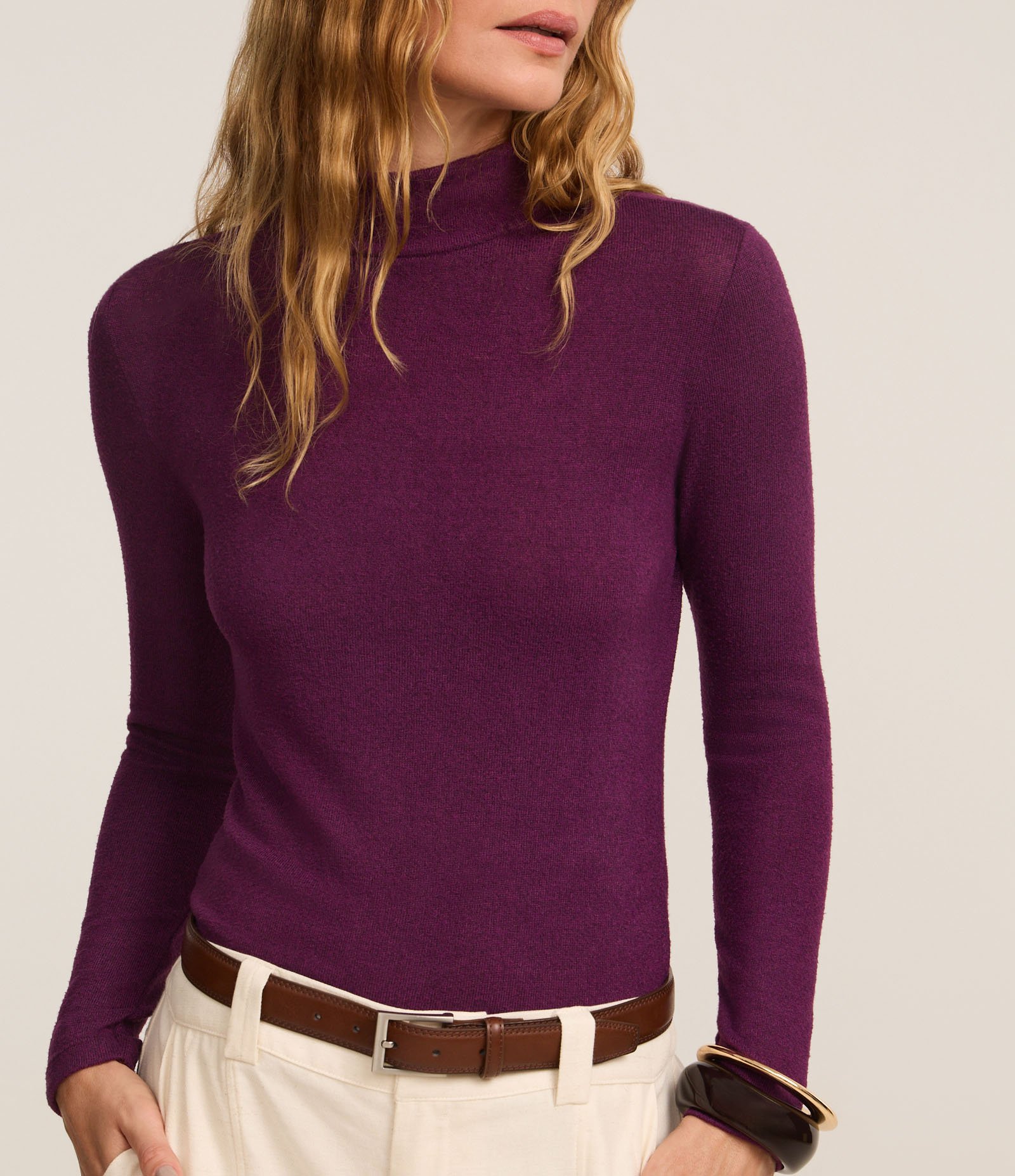 Blusa Texturizada com Gola Alta e Manga longa Roxo 4