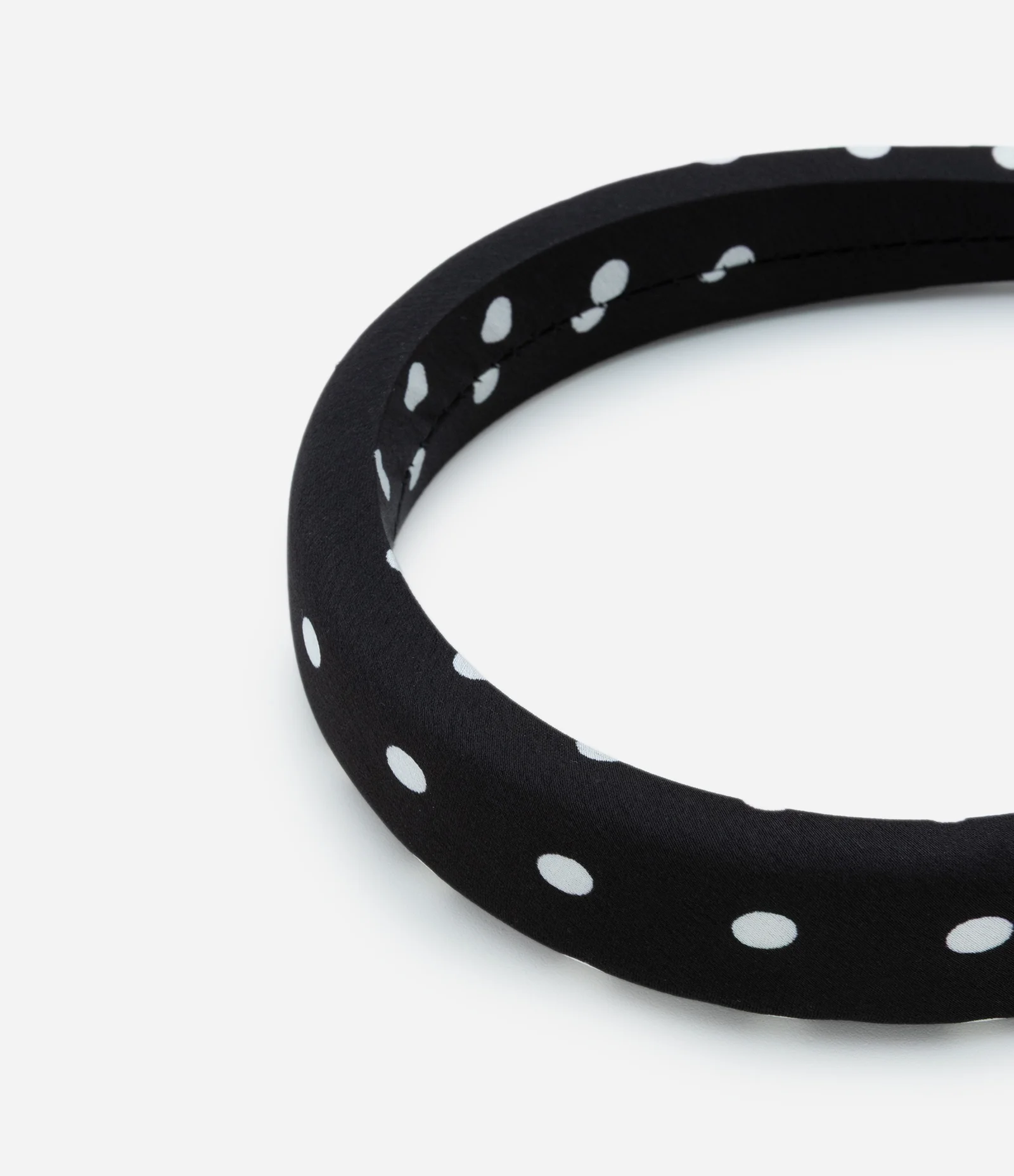 Tiara Forrada Poá Preto 2