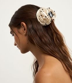 Piranha de Cabelo com Formato de Flor Poá