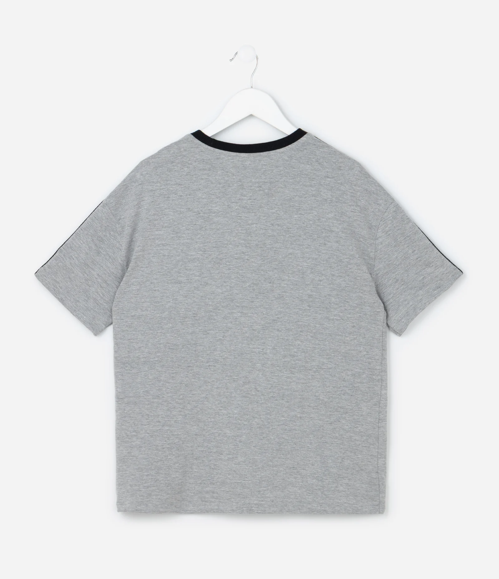 Camiseta Infantil com Estampa e Lettering Kuromi - Tam 7 a 14 Anos Cinza 2