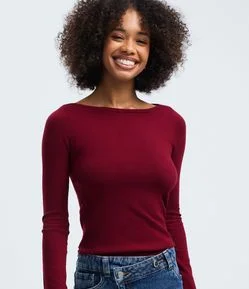 Sueter Tricô em Viscose com Decote Canoa