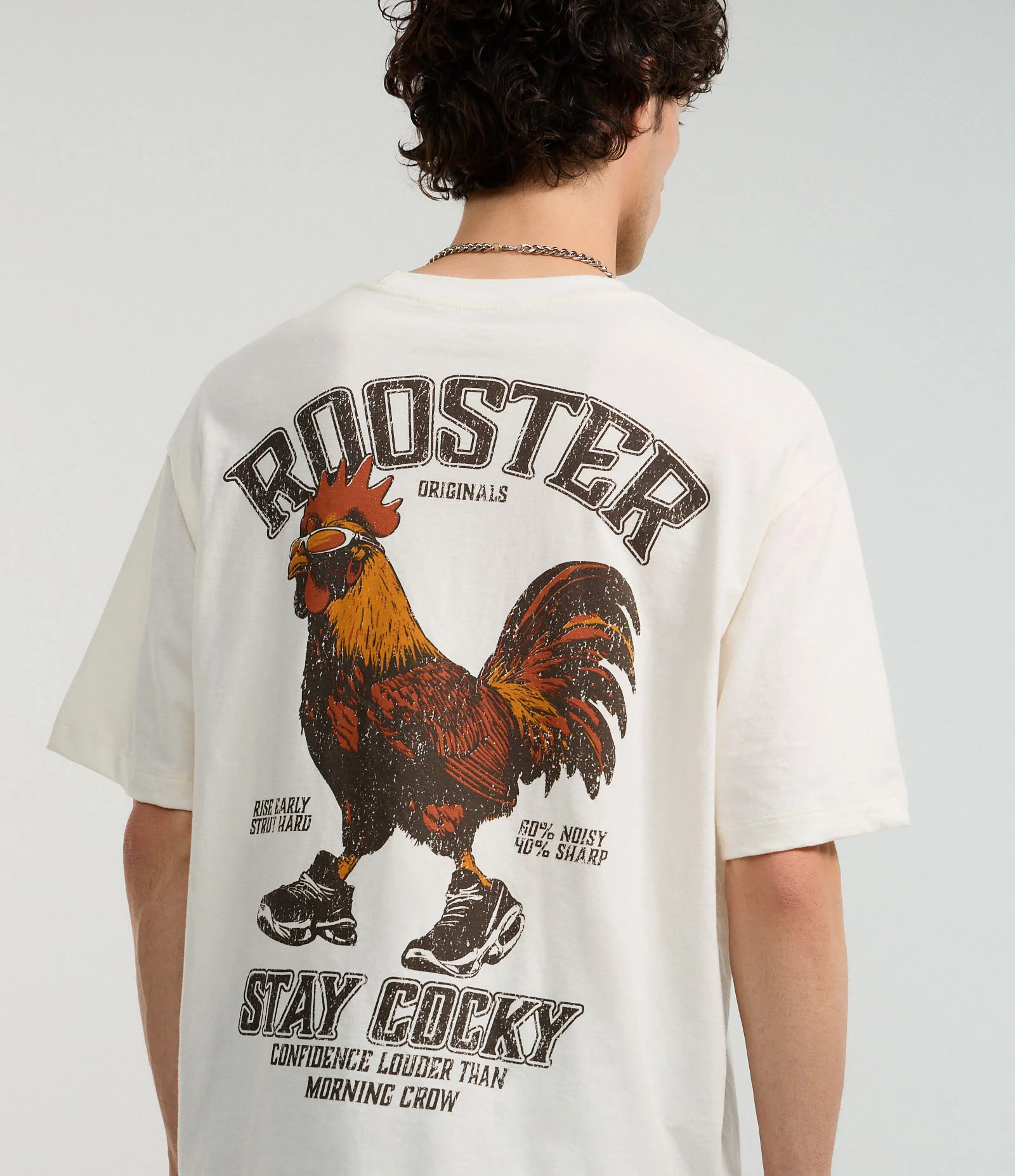 Camiseta Boxy em Algodão com Galo de Tênis Estampado e Lettering Stay Cocky Off White 1