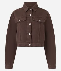 Jaqueta em Sarja com Botões e Bolsos no Peito