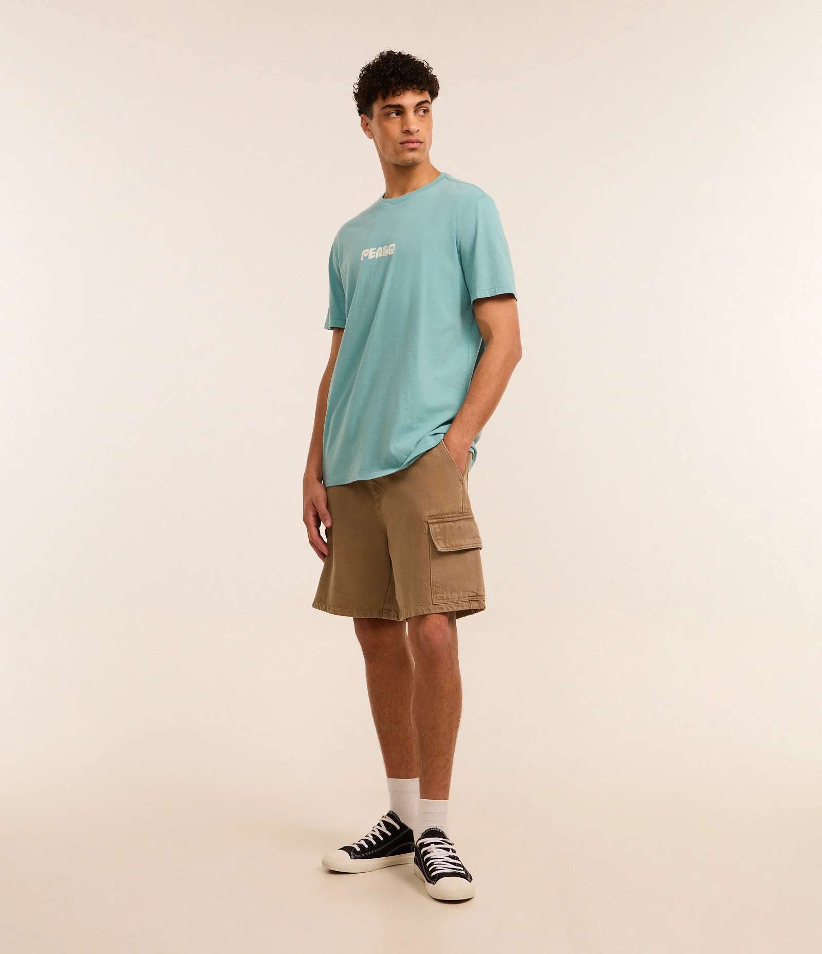 Camiseta Comfort em Algodão com Estampa Abstrata  e Lettering Peace Azul Claro 2