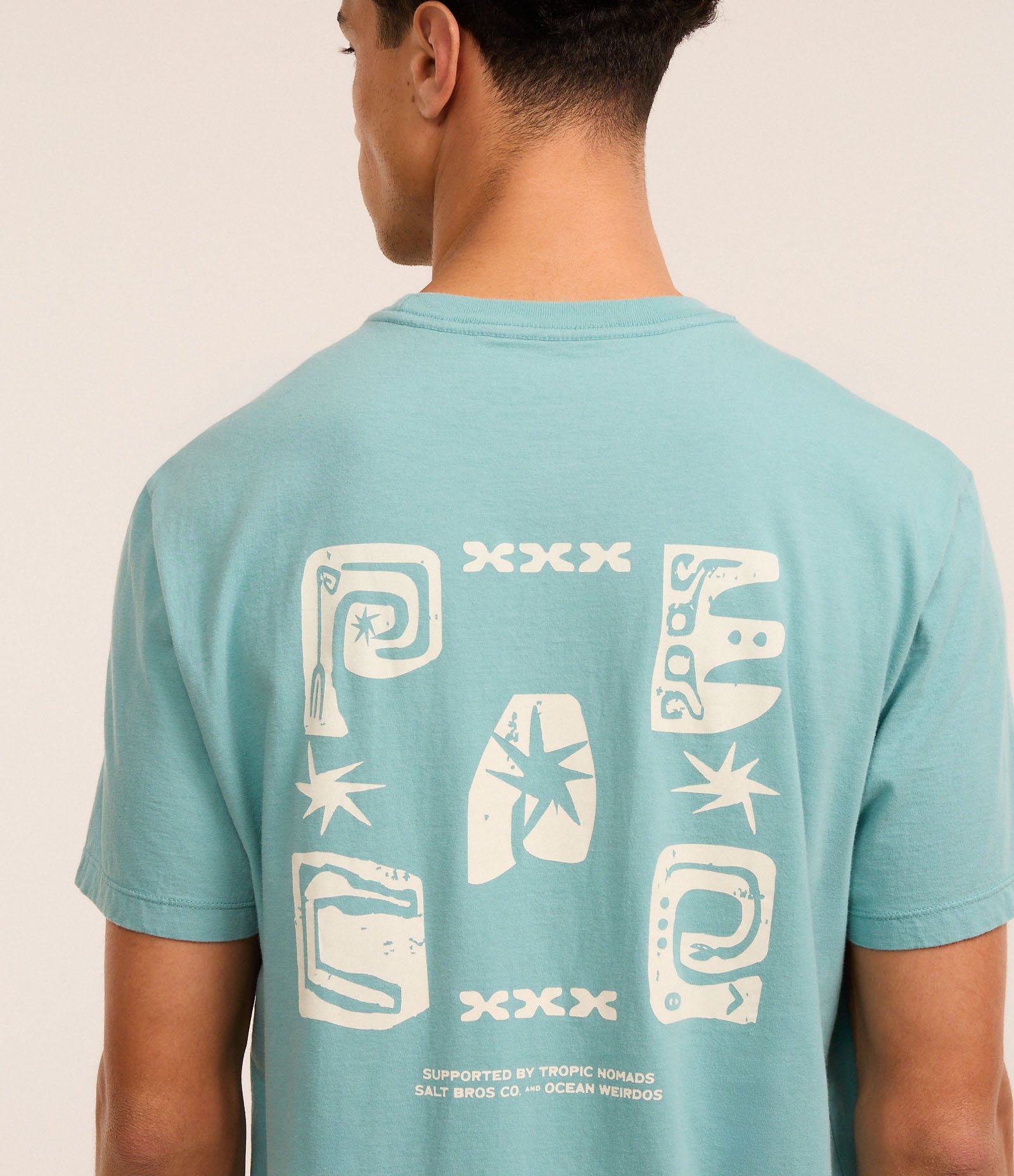 Camiseta Comfort em Algodão com Estampa Abstrata  e Lettering Peace Azul Claro 3