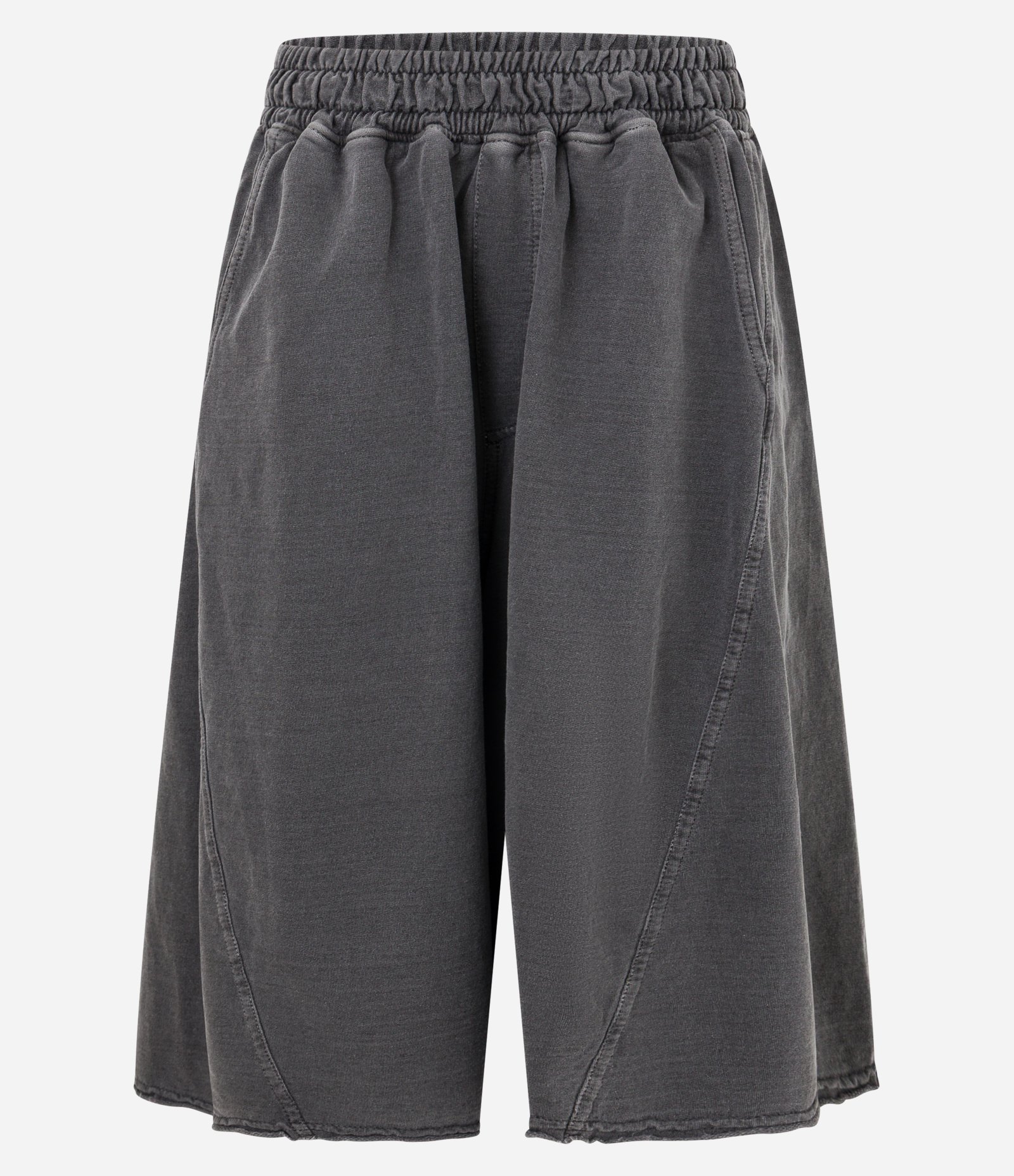 Bermuda Jorts Oversized em Moletom com Recortes Preto Estonado 5