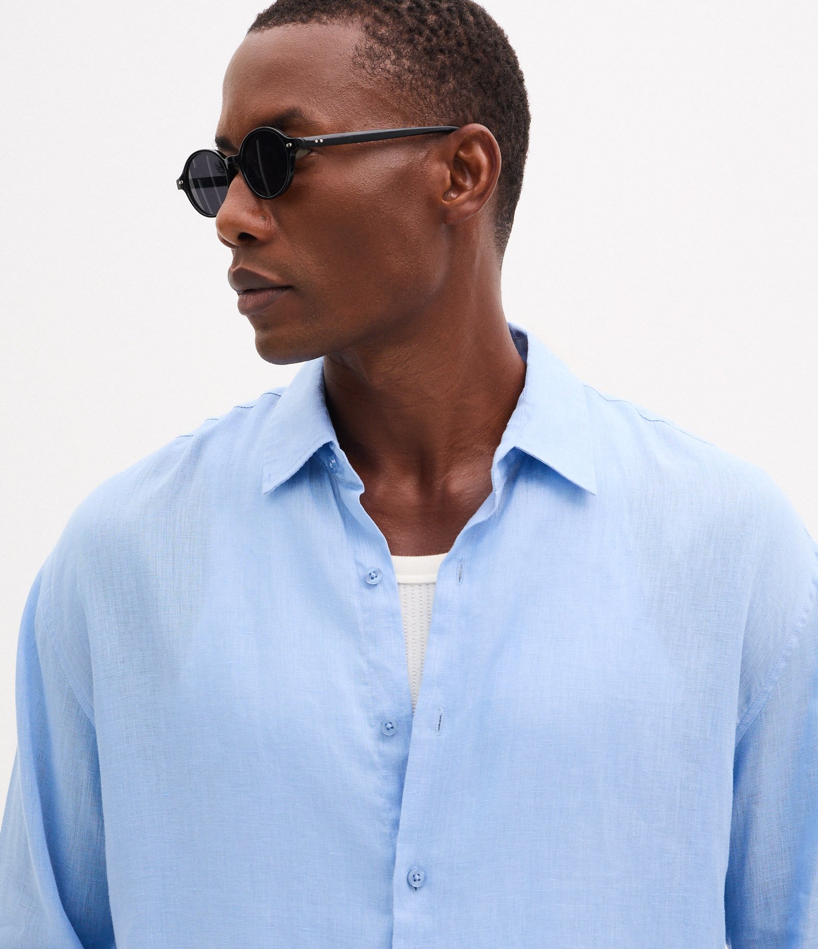 Camisa Relaxed em Cambraia de Linho Puro Azul 3