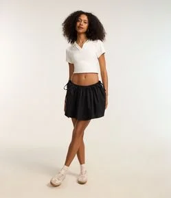 Saia Curta Drapeada com Laços Laterais