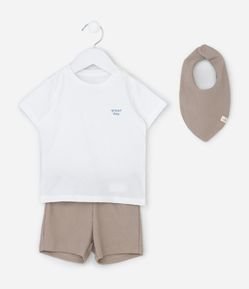 Conjunto Camiseta Bermuda e Babador em Algodão  - Tam 0 a 18 Meses