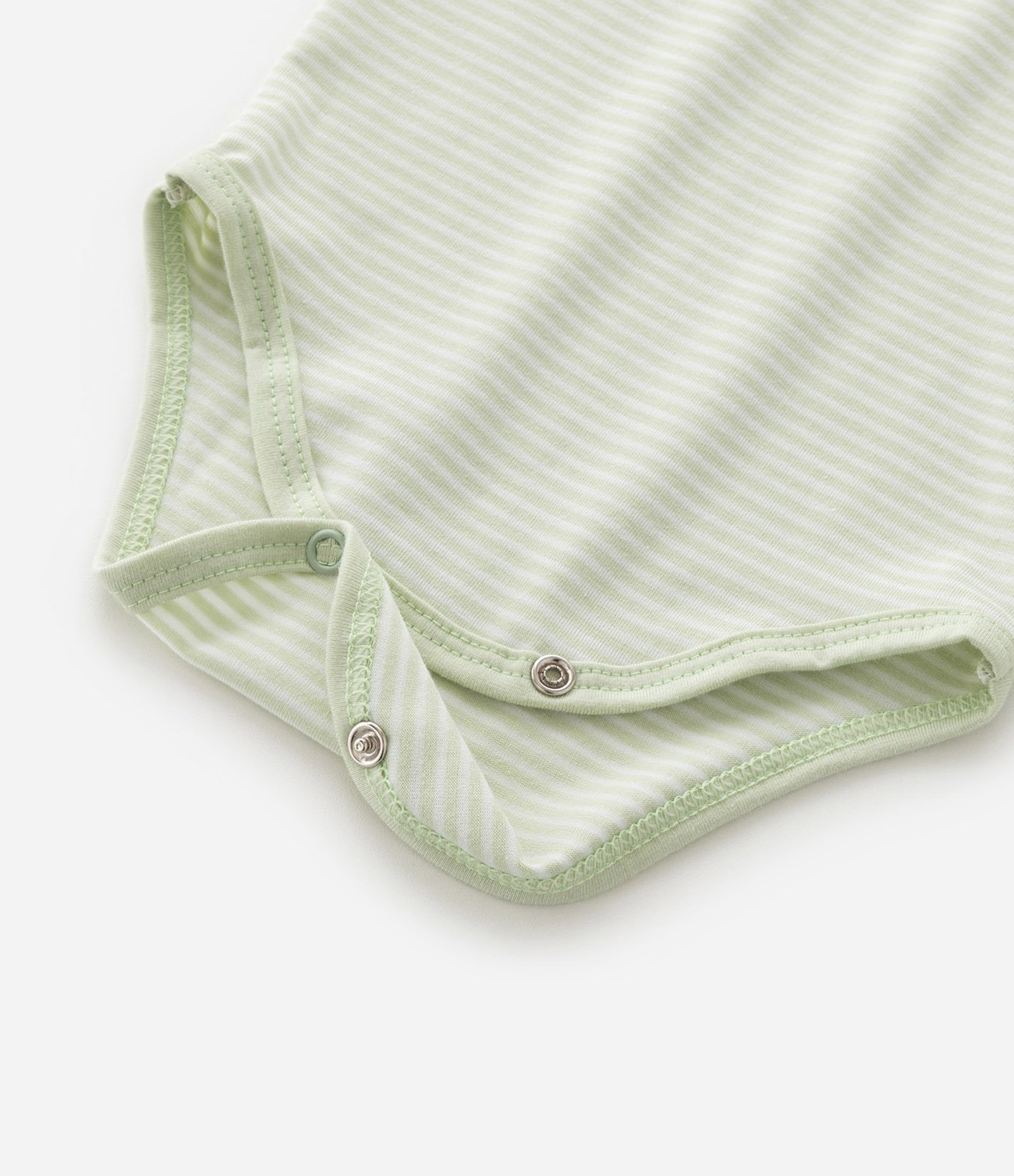 Body Infantil com Estampa de Listra horizontais - Tam 0 a 18 Meses Verde 6