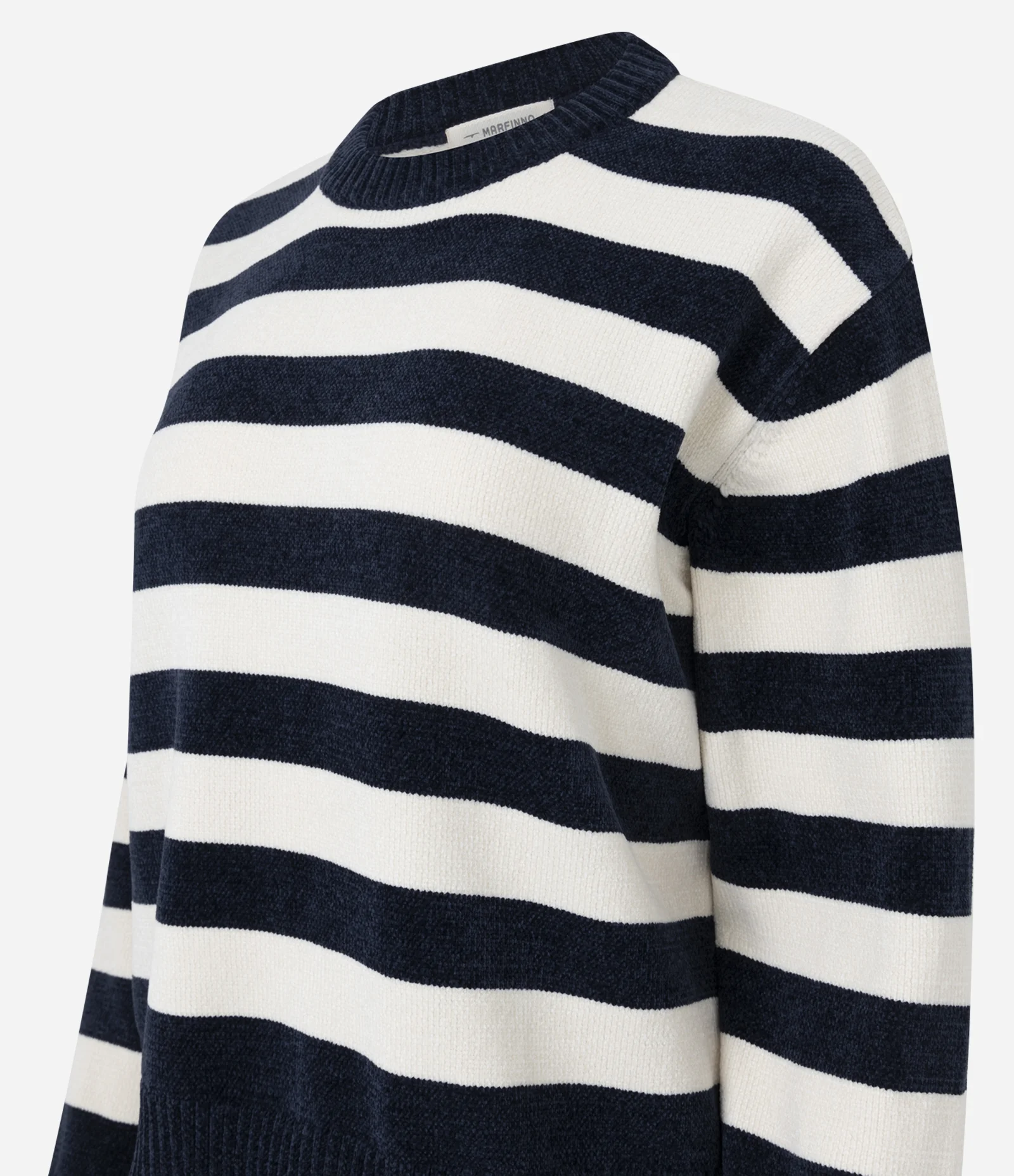 Suéter em Chenille com Estampa Listrada e Gola Redonda Azul 6