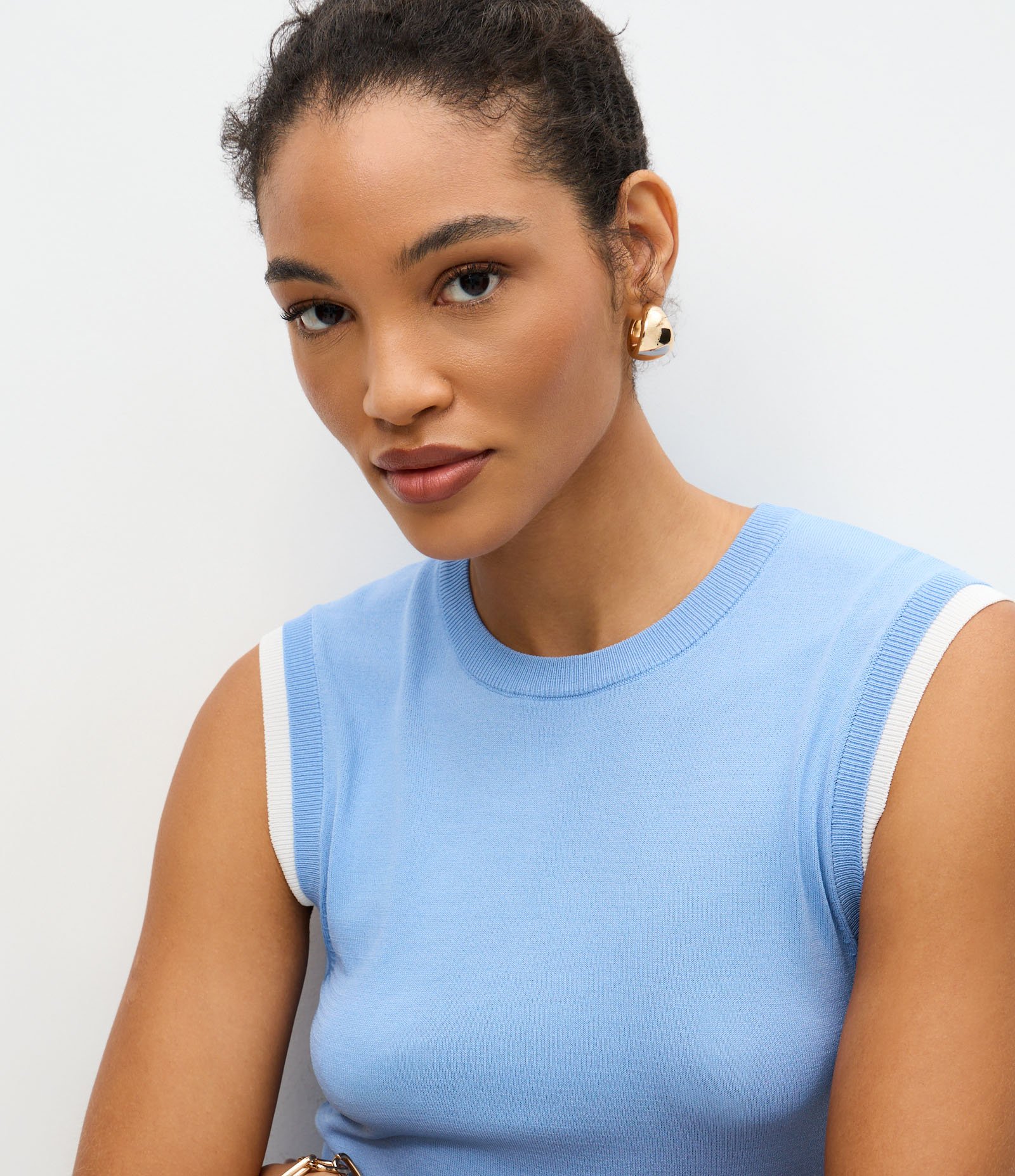 Blusa Colete em Tricô com Viés Contrastantes Azul 3