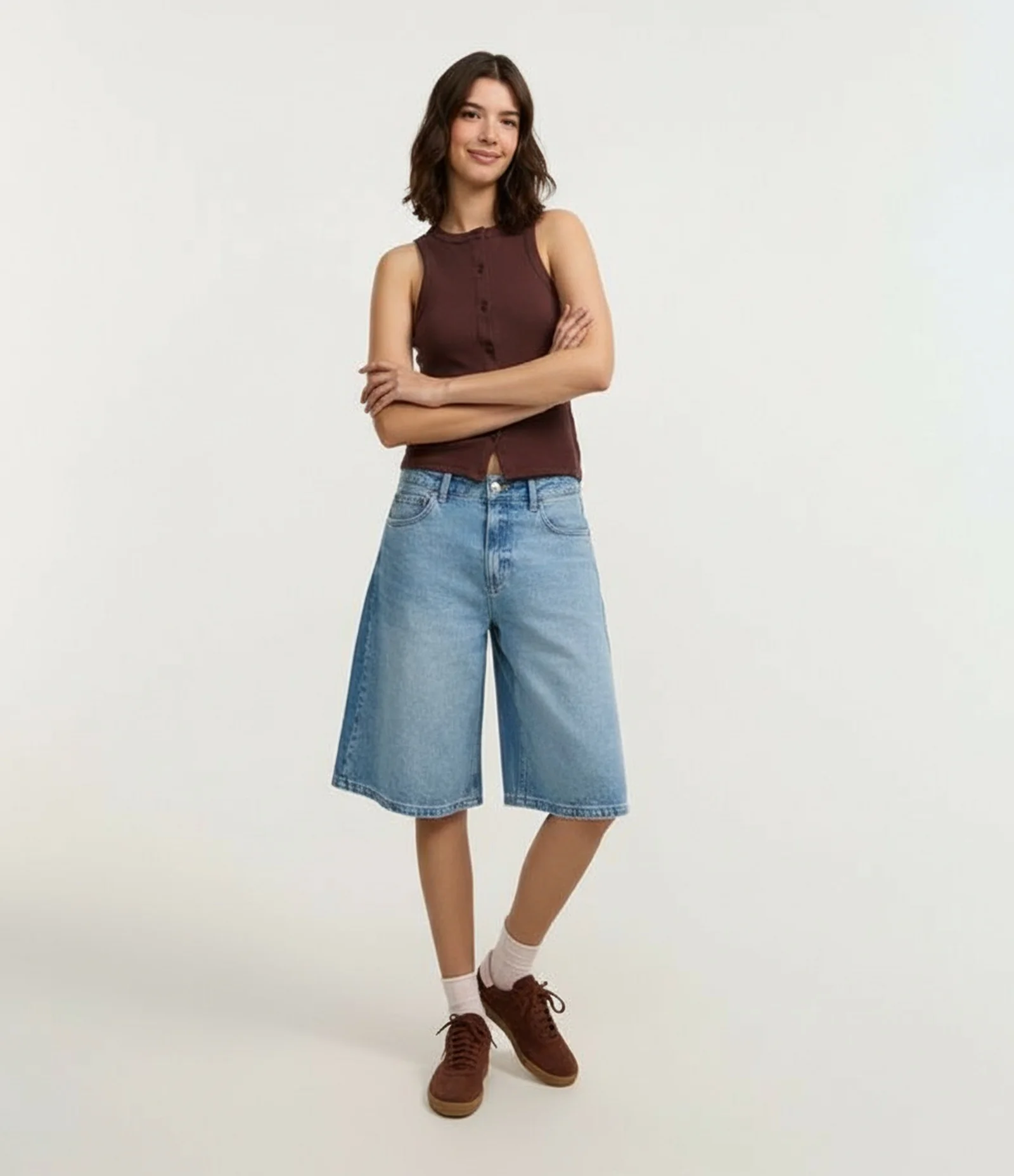 Regata em Ribana com Botões Frontais Marrom 1