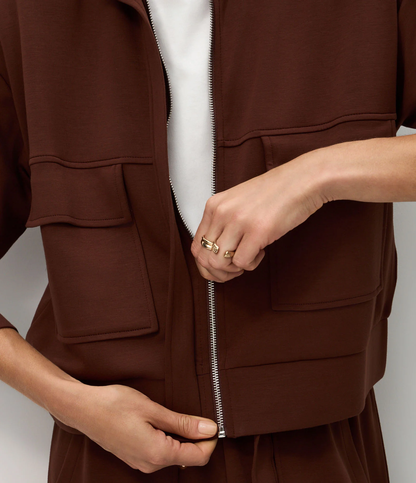 Jaqueta Alongada em Moletom sem Felpa Marrom 3