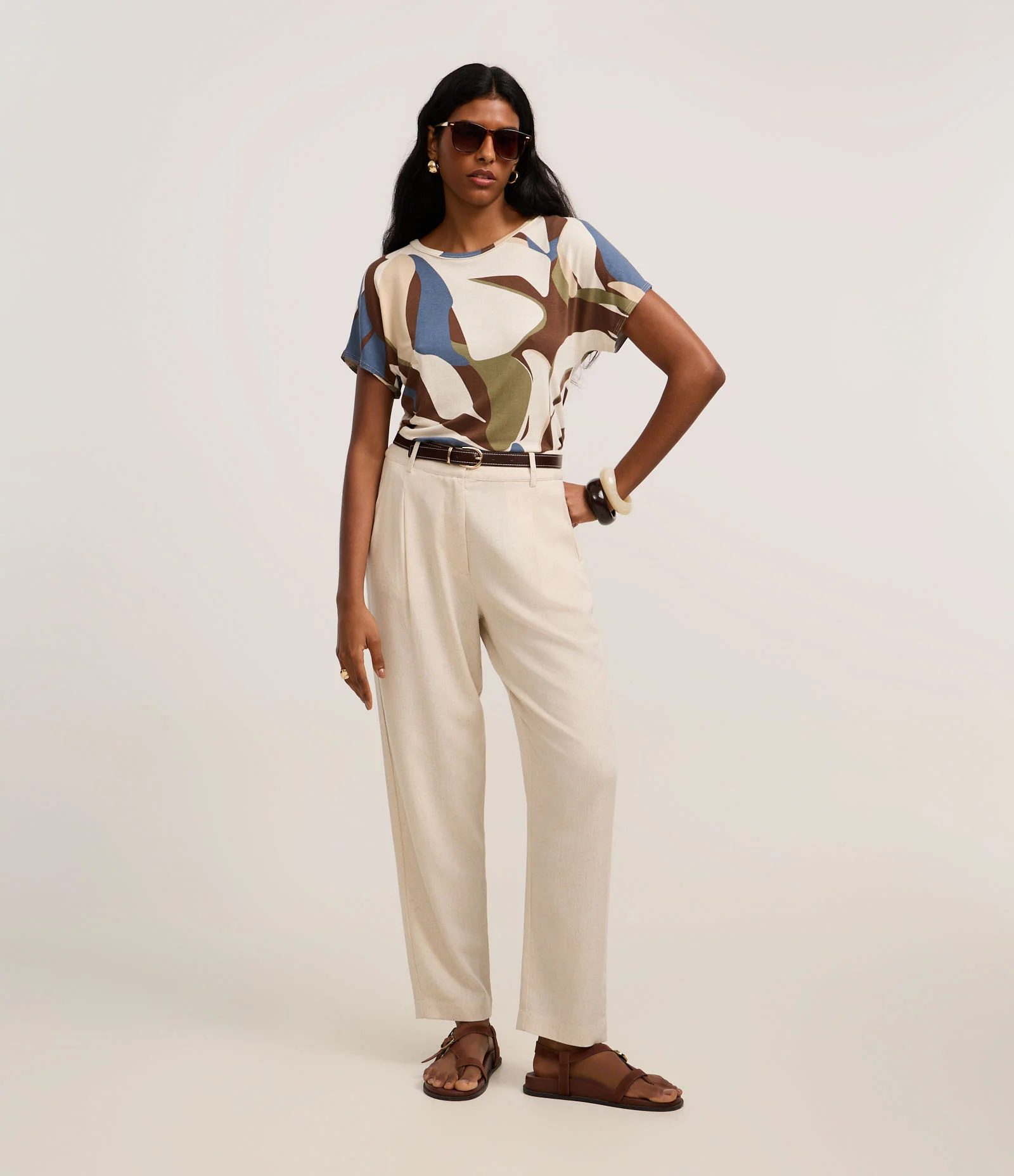 Blusa em Viscose com Estampa Abstrata Multicores 2